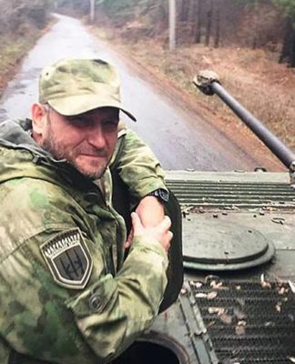 Ярош намагається створити Українську Добровольчу Армію Ярош Yarosh. AdverMAN