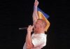Imagine Dragons потужно підтримали Україну на концерті в Стокгольмі Imagine Dragons supports Ukraine