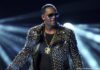 Репер R. Kelly: рекет, торгівля людьми, дитяча порнографія